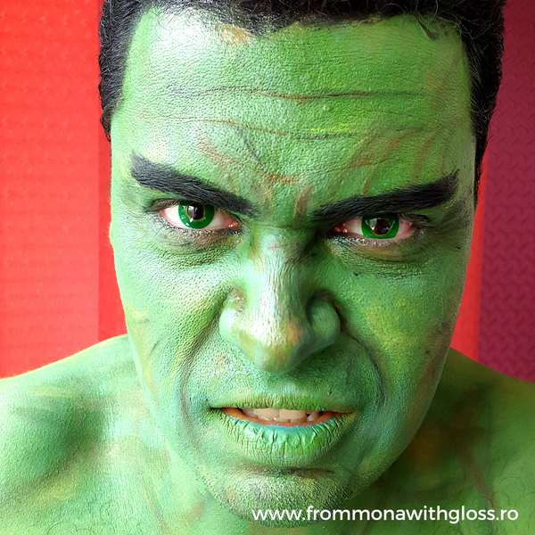ColourVUE Crazy Hulk Green - lentile de contact colorate verzi anuale - 365 purtari (2 lentile/cutie)